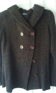 Button up hooded sweeter
